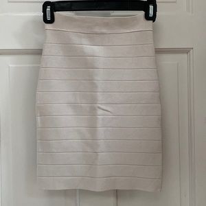 Perfect Condition Bebe Cream Bodycon Mini Bandage Skirt - S